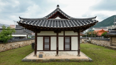 괴산 동헌 (괴산군 괴산읍 읍내로2길) 섬네일 파일