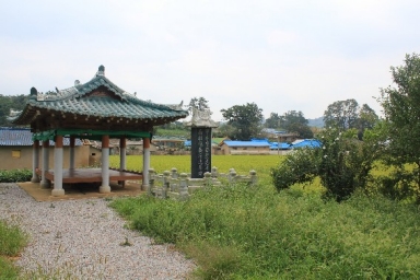 고창주 추모비 섬네일 파일